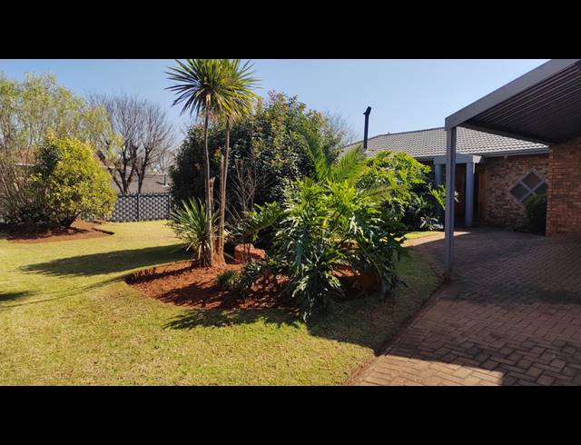 3 BEDROOM HOUSE TO LET IN KENLEAF